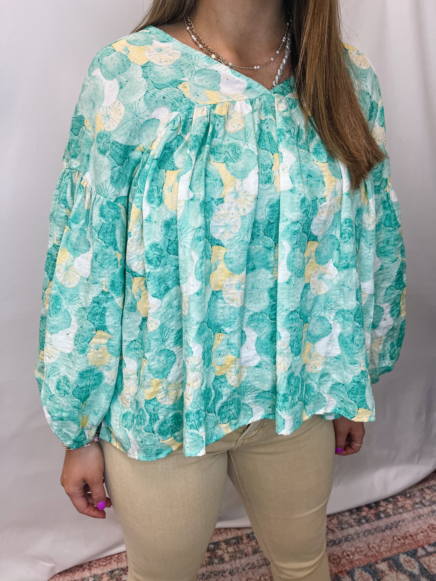 Puff Sleeve Collared Flowy Babydoll Top