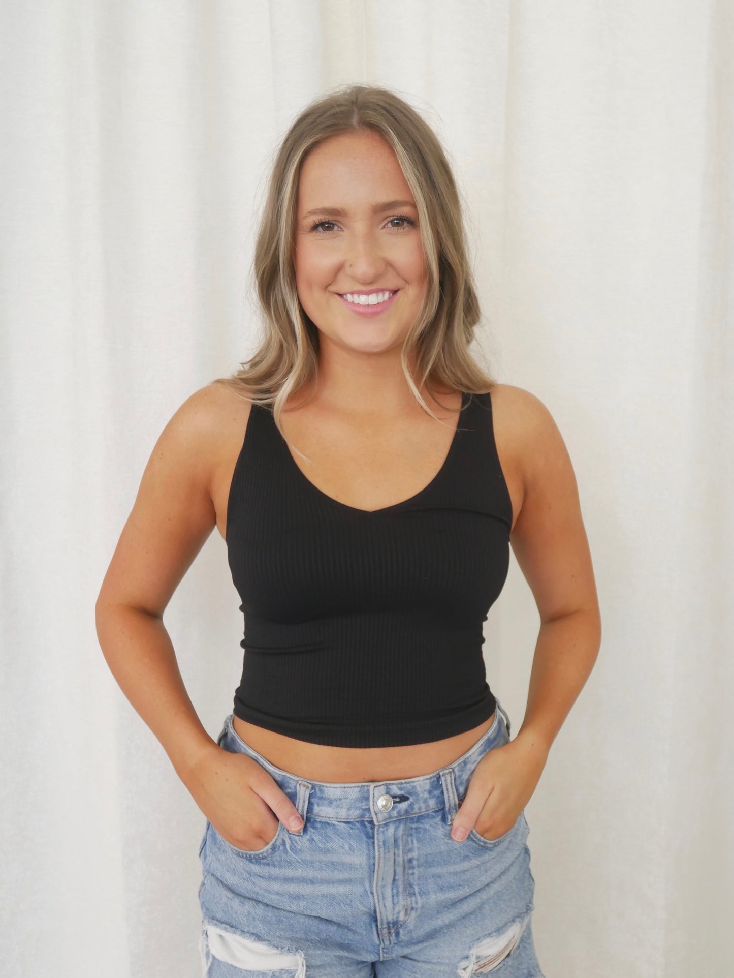 Ribbed V-neck Crop Tank