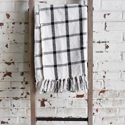 BLACK WHITE CHECK THROW